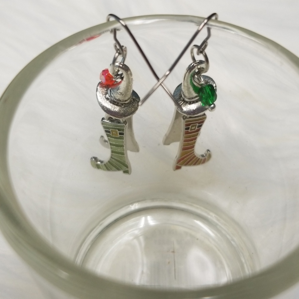 So Sweet Witch Earrings! - Picture 2 of 2